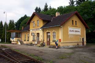 Zlata Koruna train station