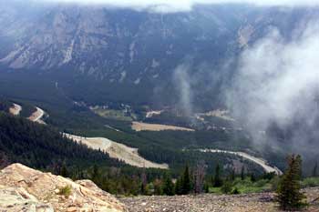 The road switchbacks up the mountian