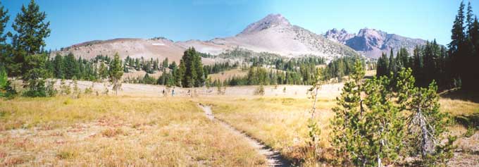 Along the trail to Green Lakes