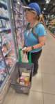 foodshoppingatthelocalpingodoce_small.jpg