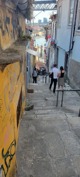 narrowstreets.jpg